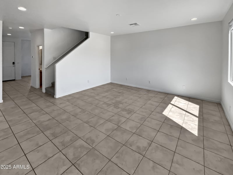 6921 Gwen St, Laveen, AZ 85339