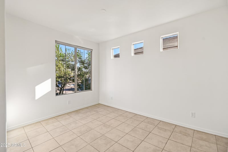 6921 Gwen St, Laveen, AZ 85339