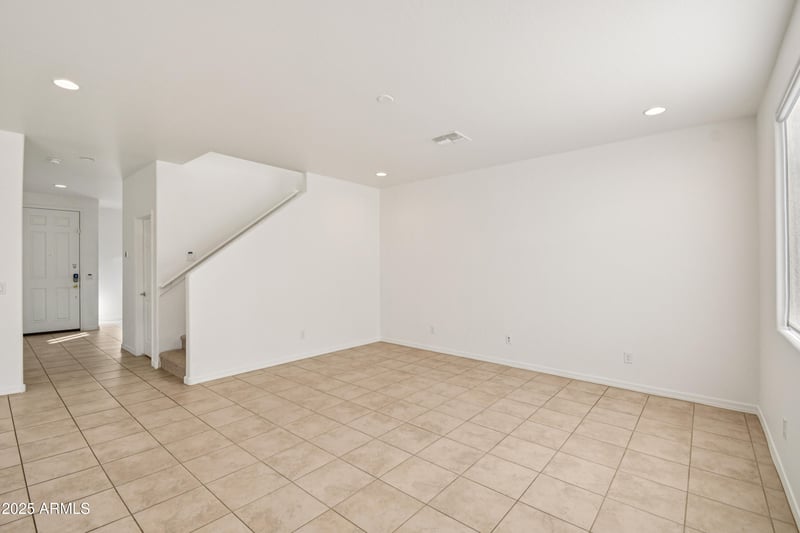 6921 Gwen St, Laveen, AZ 85339