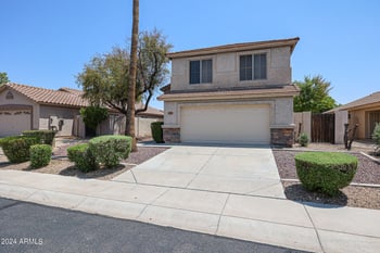 6921 Juniper Ave, Peoria, AZ 85382