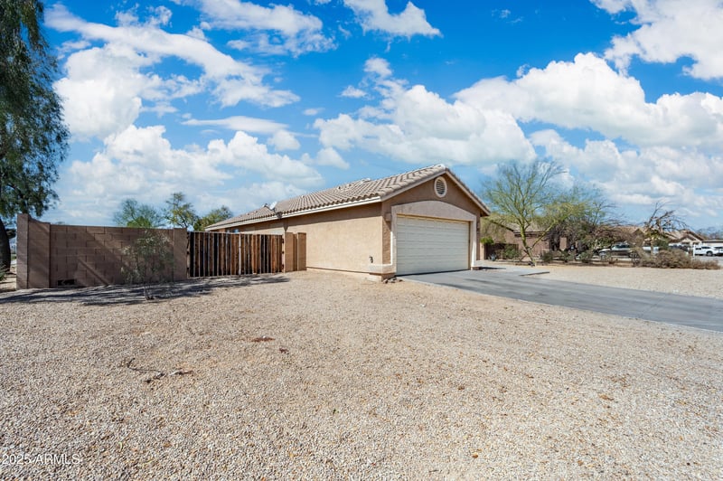 6922 26th Ln, Phoenix, AZ 85041