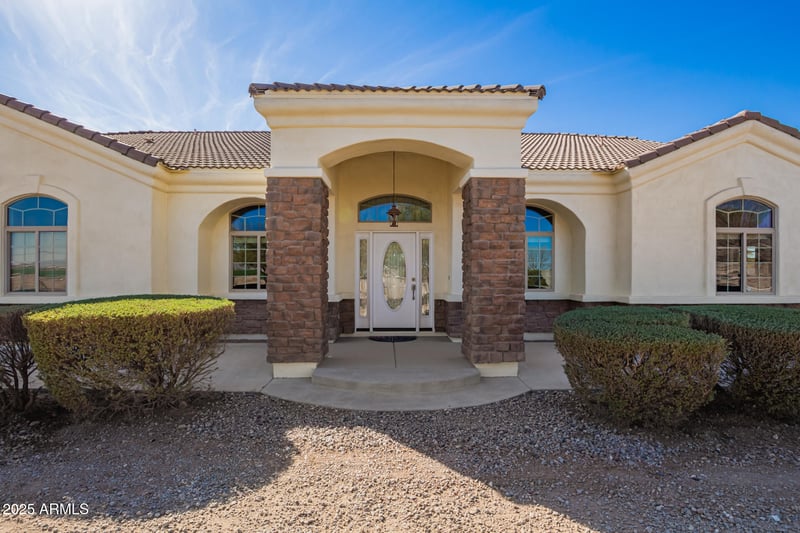 6924 219th Dr, Buckeye, AZ 85326