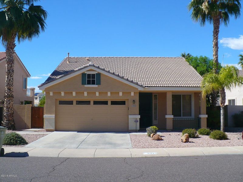 6924 W Blackhawk Dr, Glendale, AZ 85308