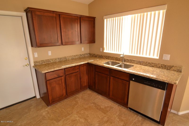 6924 W Williams Dr, Glendale, AZ 85310