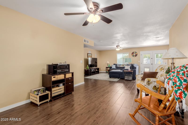 6925 Sunnyslope Ln, Peoria, AZ 85345