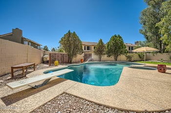 6925 Tonto Dr, Glendale, AZ 85308