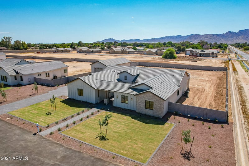 6926 177th Pl, Waddell, AZ 85355