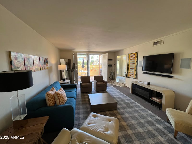 6926 3rd St, Scottsdale, AZ 85251