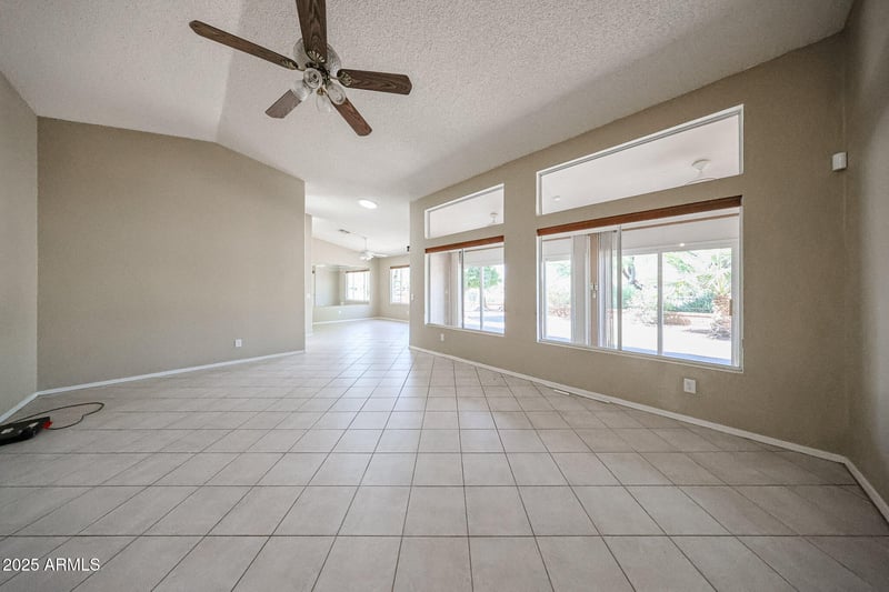 6926 Oakmont Dr, Chandler, AZ 85249