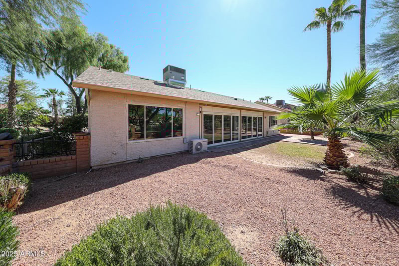 6926 Oakmont Dr, Chandler, AZ 85249