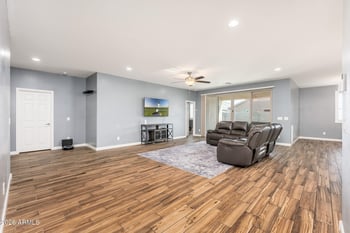 6927 Puget Ave, Peoria, AZ 85345