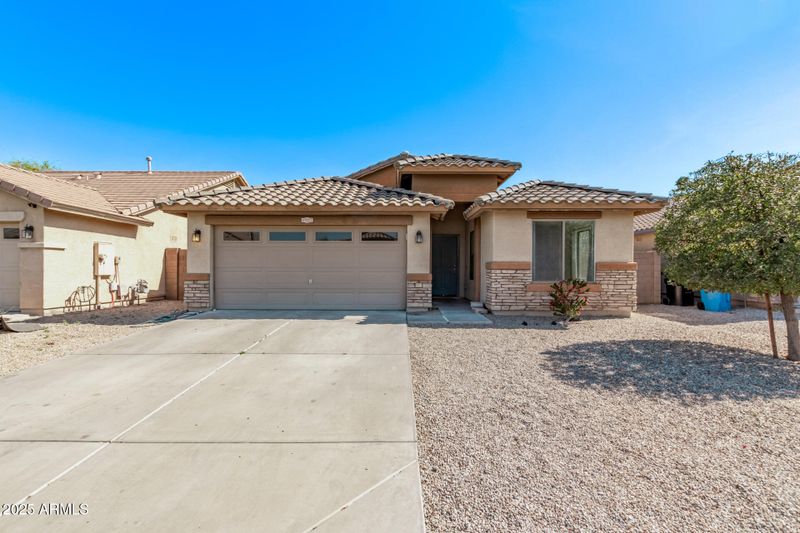 6927 S 46th Dr, Laveen, AZ 85339