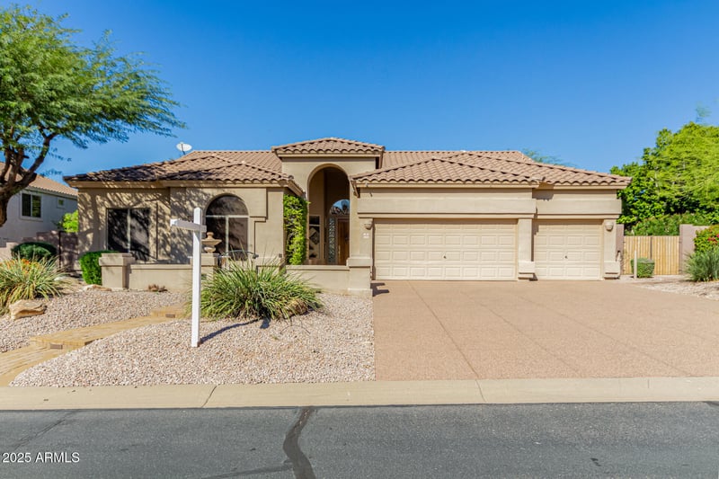 6928 Trailridge Cir, Mesa, AZ 85207