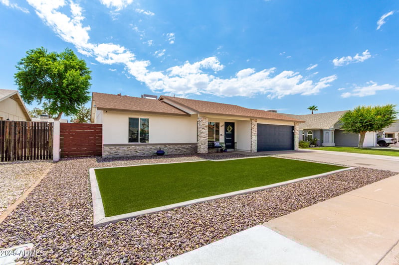 693 Barrow Dr, Chandler, AZ 85225