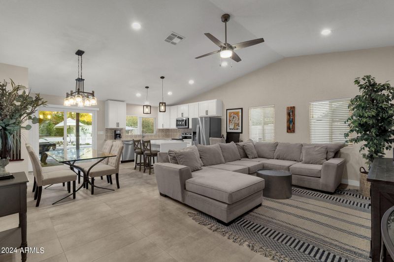 6934 E Sandra Ter, Scottsdale, AZ 85254