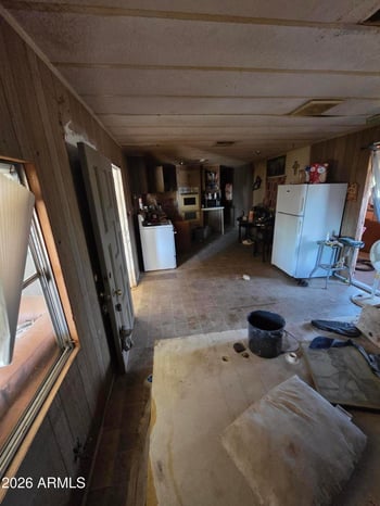 6934 Greenway Rd, Peoria, AZ 85381