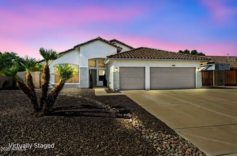 6935 Monte Lindo St, Glendale, AZ 85310