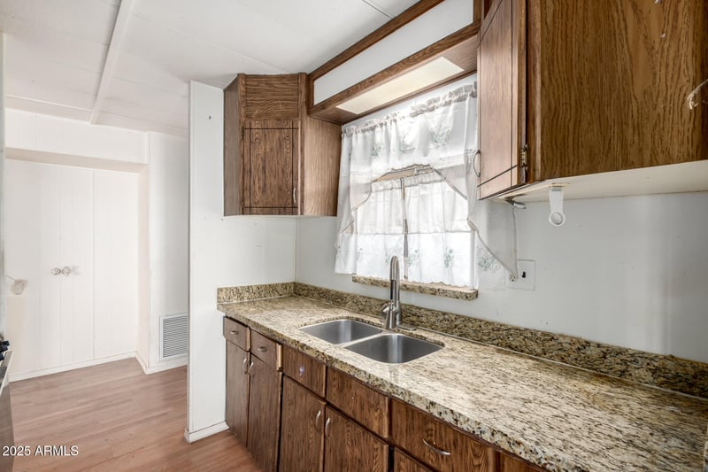 6935 Zoe Ella Way, Peoria, AZ 85382