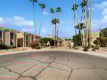 6936 3rd St, Scottsdale, AZ 85251