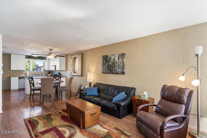 6936 4th St #13, Scottsdale, AZ 85251