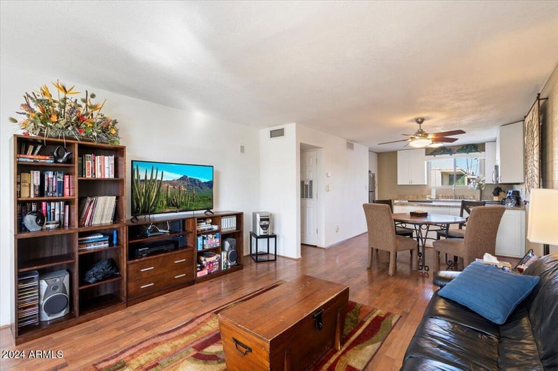 6936 4th St #13, Scottsdale, AZ 85251