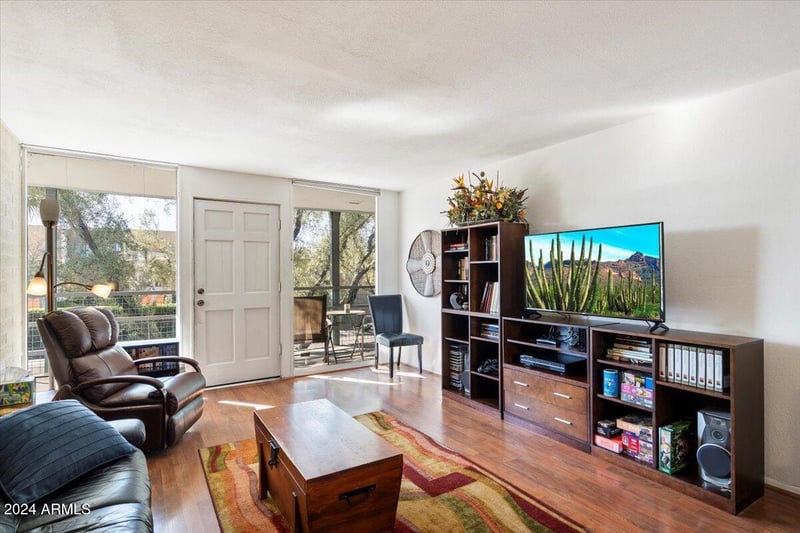 6936 4th St #13, Scottsdale, AZ 85251