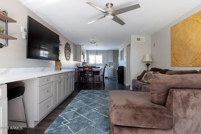 6936 4th St #18, Scottsdale, AZ 85251