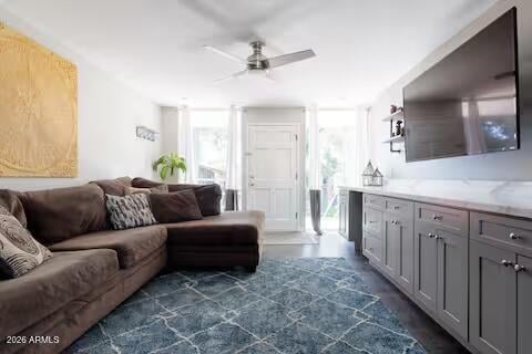 6936 4th St #18, Scottsdale, AZ 85251