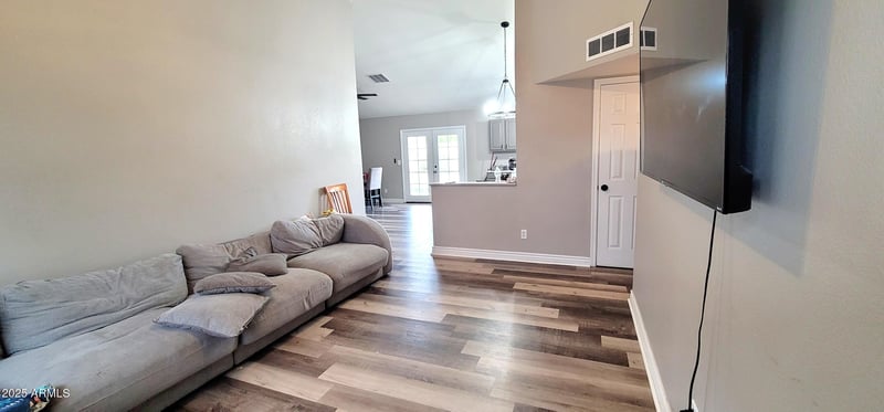 6938 Jenan Dr, Peoria, AZ 85345
