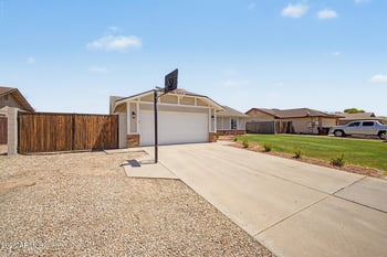 6938 Cameron Dr, Peoria, AZ 85345