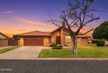 694 Washington Ave, Gilbert, AZ 85234