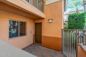 6940 Cochise Rd #1012, Paradise Valley, AZ 85253