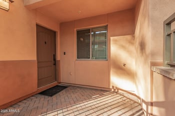 6940 Cochise Rd #1035, Paradise Valley, AZ 85253