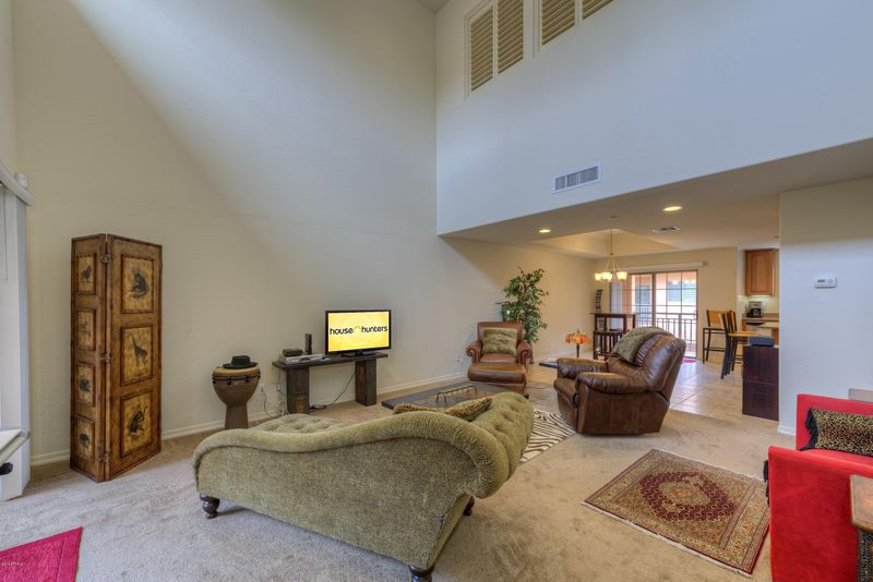 6940 E Cochise Rd #1032, Paradise Valley, AZ 85253