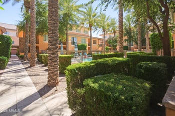 6940 Cochise Rd #1034, Paradise Valley, AZ 85253