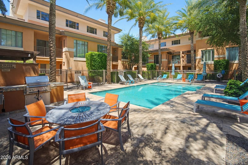 6940 Cochise Rd #1034, Paradise Valley, AZ 85253