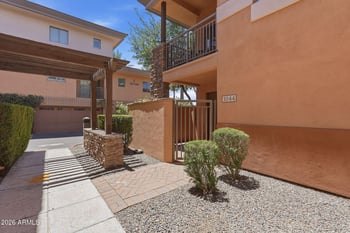 6940 Cochise Rd #1044, Paradise Valley, AZ 85253