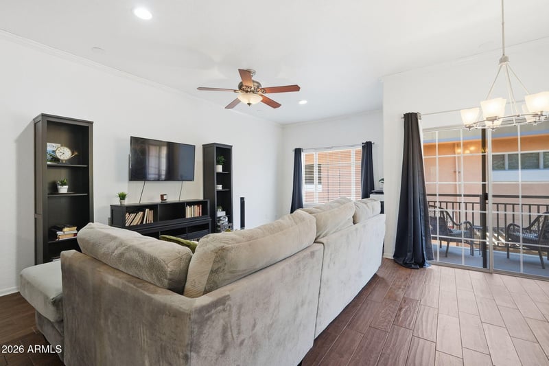 6940 Cochise Rd #1044, Paradise Valley, AZ 85253
