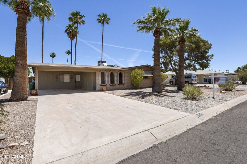 6940 E Exmoor Dr, Mesa, AZ 85208