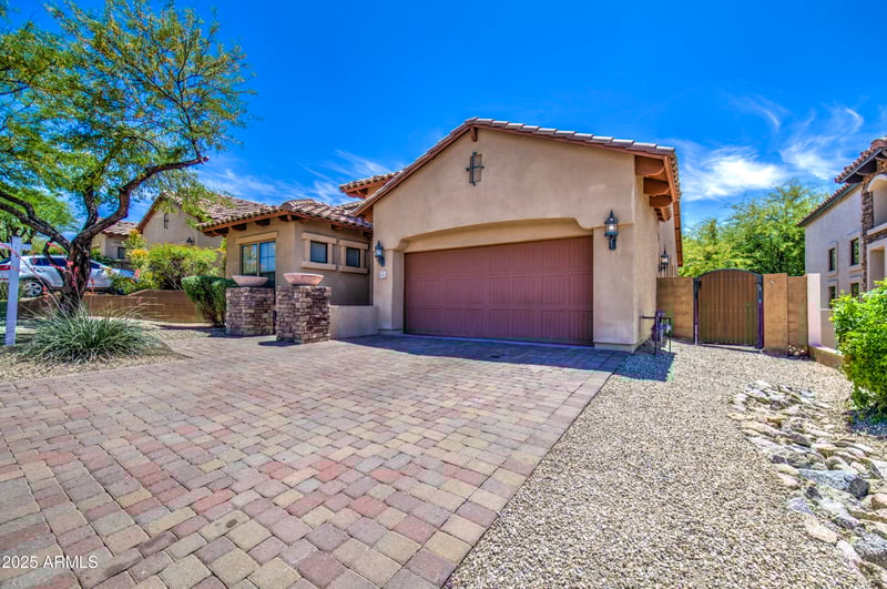6941 Snowdon St, Mesa, AZ 85207