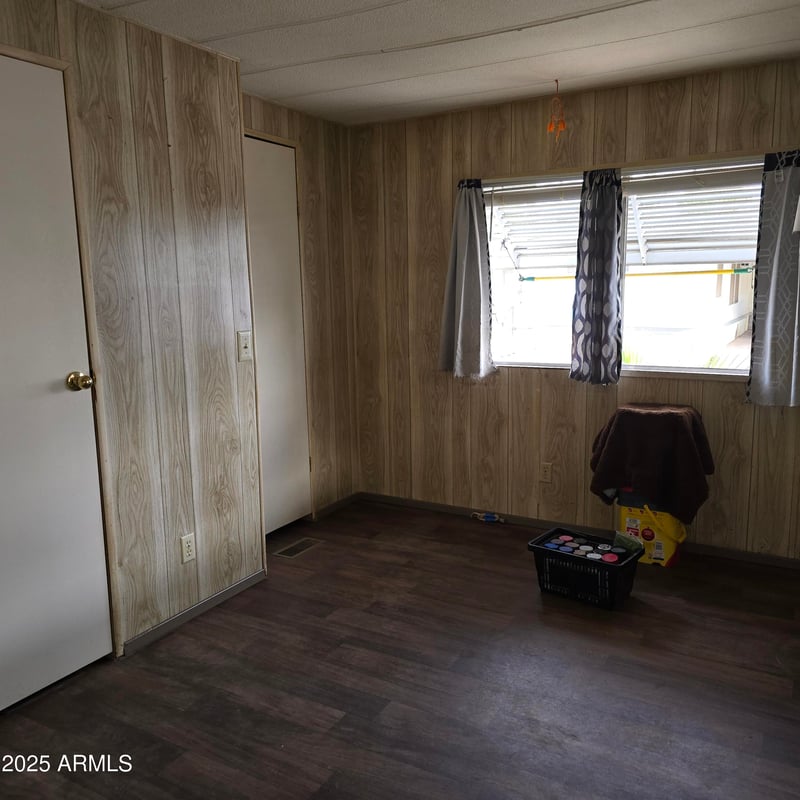 6942 Olive Ave #107, Peoria, AZ 85345