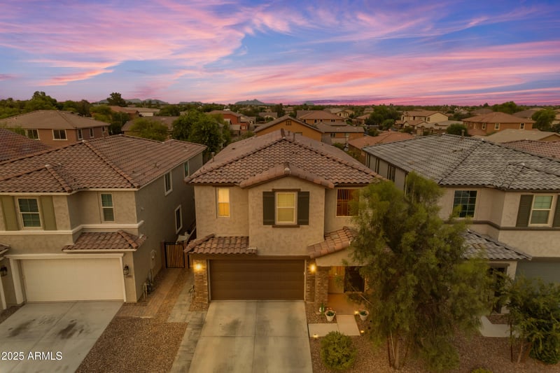 6943 88th Dr, Glendale, AZ 85305