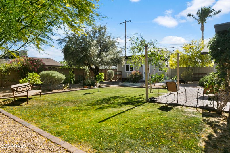 6943 E Palm Ln, Scottsdale, AZ 85257