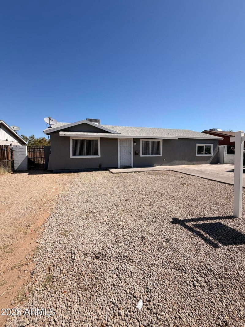 6944 Verde Ln, Phoenix, AZ 85033