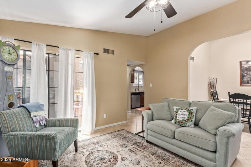 6945 Cochise Rd #130, Paradise Valley, AZ 85253