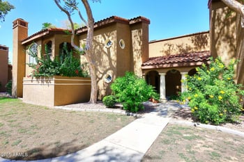 6945 Cochise Rd #146, Paradise Valley, AZ 85253