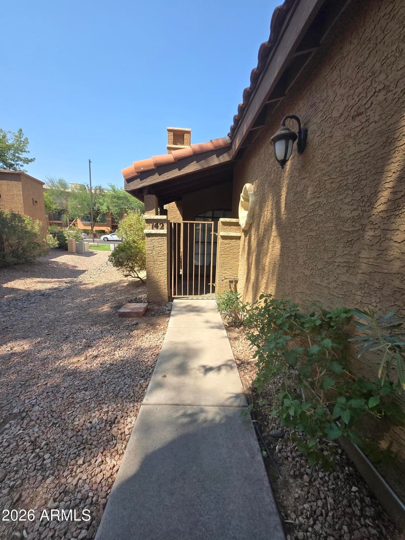 6945 Cochise Rd #142, Paradise Valley, AZ 85253
