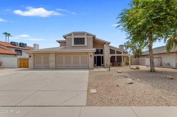 6945 W Columbine Dr, Peoria, AZ 85381