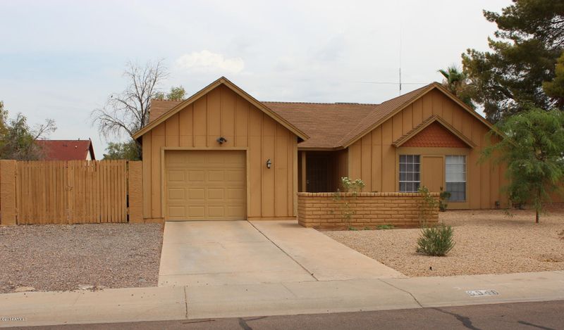 6946 W Ironwood Dr, Peoria, AZ 85345