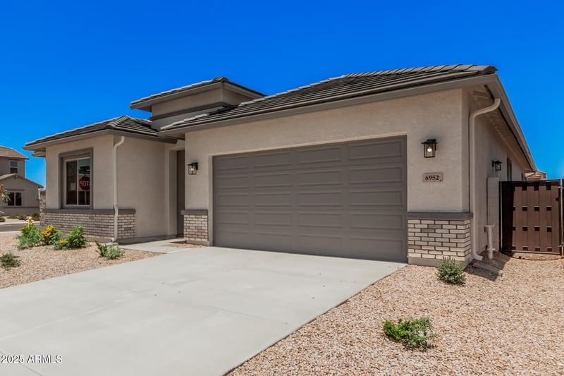 6952 Brushy Bill Rd, San Tan Valley, AZ 85143